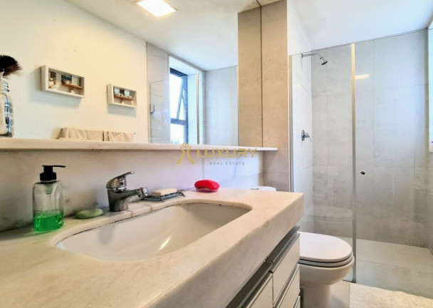 Imagem Imóvel com 4 Quartos à Venda, 360 m² em Vila Da Serra - Nova Lima Imagem Imóvel com 4 Quartos à Venda, 360 m² em Vila Da Serra - Nova Lima
