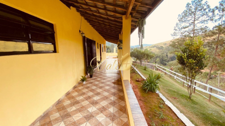 Imagem Imóvel com 3 Quartos à Venda, 220 m² em Centro - Monteiro Lobato Imagem Imóvel com 3 Quartos à Venda, 220 m² em Centro - Monteiro Lobato