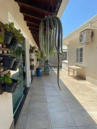 Imagem Casa com 4 Quartos à Venda, 180 m² em Chácaras De Inoã (inoã) - Maricá Imagem Casa com 4 Quartos à Venda, 180 m² em Chácaras De Inoã (inoã) - Maricá