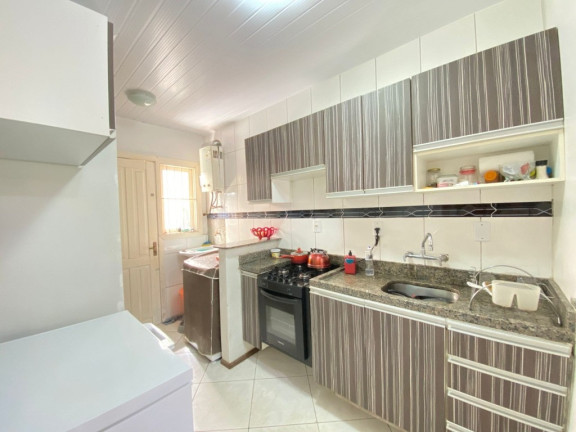 Imagem Casa com 2 Quartos à Venda, 58 m² em Hípica - Porto Alegre Imagem Casa com 2 Quartos à Venda, 58 m² em Hípica - Porto Alegre