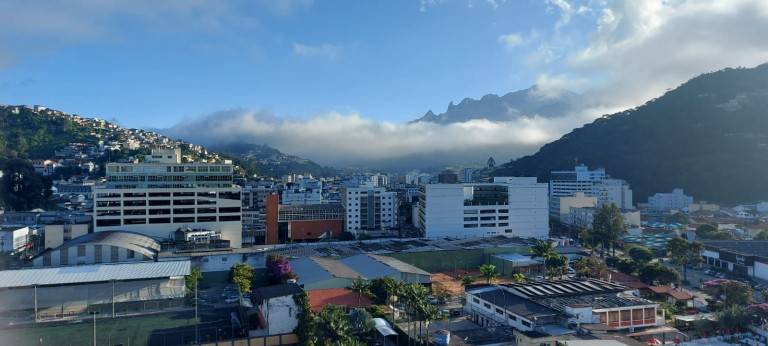Imagem Cobertura com 3 Quartos à Venda, 275 m² em Várzea - Teresópolis Imagem Cobertura com 3 Quartos à Venda, 275 m² em Várzea - Teresópolis