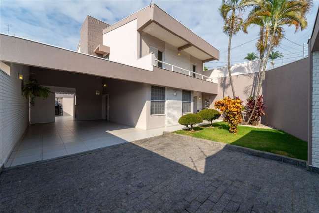 Casa com 3 Quartos à Venda, 343 m² em Jardim Das Samambaias - Jundiaí
