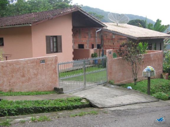 Imagem Casa com 7 Quartos à Venda, 300 m² em Enseada - Ubatuba Imagem Casa com 7 Quartos à Venda, 300 m² em Enseada - Ubatuba