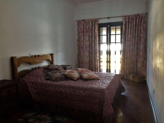 Imagem Casa com 4 Quartos à Venda, 450 m² em Gramado - Cotia Imagem Casa com 4 Quartos à Venda, 450 m² em Gramado - Cotia