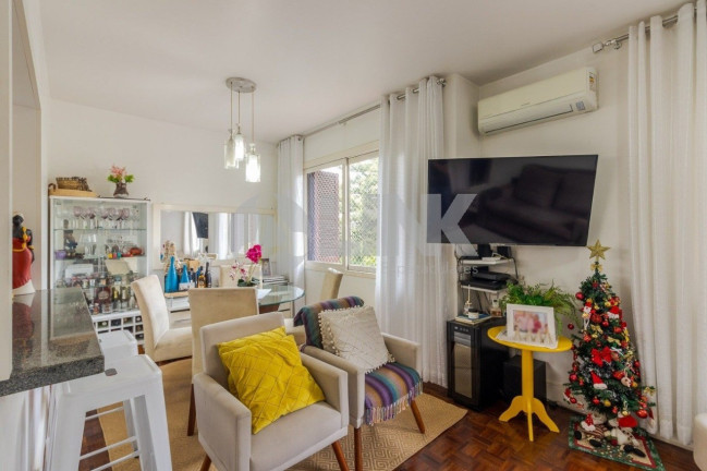 Imagem Apartamento com 2 Quartos à Venda, 65 m² em Petrópolis - Porto Alegre