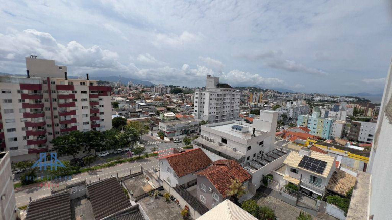 Imagem Cobertura com 3 Quartos à Venda, 109 m² em Capoeiras - Florianópolis