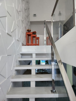 Imagem Casa com 4 Quartos à Venda, 230 m² em Itapuã - Salvador Imagem Casa com 4 Quartos à Venda, 230 m² em Itapuã - Salvador