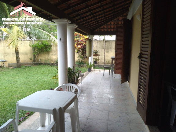 Imagem Casa com 4 Quartos à Venda, 360 m² em São Francisco - Niterói Imagem Casa com 4 Quartos à Venda, 360 m² em São Francisco - Niterói