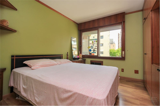 Imagem Imóvel com 4 Quartos à Venda, em Higienópolis - Porto Alegre Imagem Imóvel com 4 Quartos à Venda, em Higienópolis - Porto Alegre