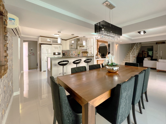 Imagem Casa com 4 Quartos à Venda, 290 m² em Estreito - Florianópolis Imagem Casa com 4 Quartos à Venda, 290 m² em Estreito - Florianópolis