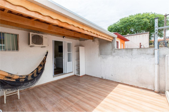 Imagem Casa com 4 Quartos à Venda, 117 m² em Jardim Aeroporto - São Paulo