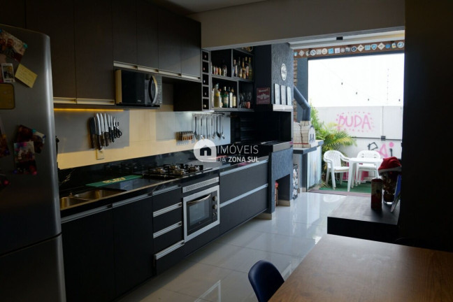 Imagem Casa com 2 Quartos à Venda, 90 m² Imagem Casa com 2 Quartos à Venda, 90 m²