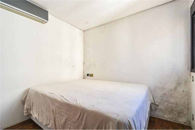 Imagem Imóvel com 1 Quarto à Venda, em Moema - São Paulo Imagem Imóvel com 1 Quarto à Venda, em Moema - São Paulo