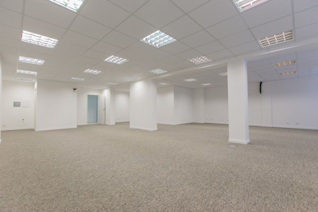Imagem Sala Comercial à Venda, 92 m² em Centro - Curitiba Imagem Sala Comercial à Venda, 92 m² em Centro - Curitiba