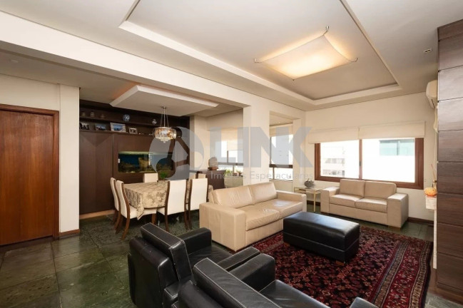 Imagem Apartamento com 3 Quartos à Venda, 135 m² em Petrópolis - Porto Alegre