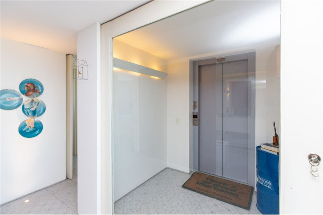 Imagem Imóvel com 3 Quartos à Venda, em Alphaville - Santana De Parnaíba Imagem Imóvel com 3 Quartos à Venda, em Alphaville - Santana De Parnaíba