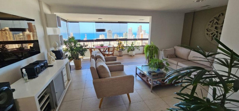 Imagem Imóvel com 4 Quartos à Venda, 162 m² em Jardim Apipema - Salvador Imagem Imóvel com 4 Quartos à Venda, 162 m² em Jardim Apipema - Salvador