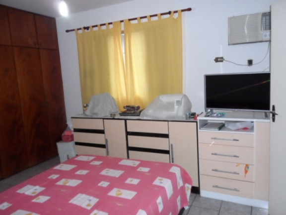 Imagem Casa com 2 Quartos à Venda, 170 m² em Marapé - Santos