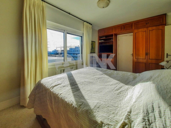 Imagem Apartamento com 3 Quartos à Venda, 121 m² em Petrópolis - Porto Alegre