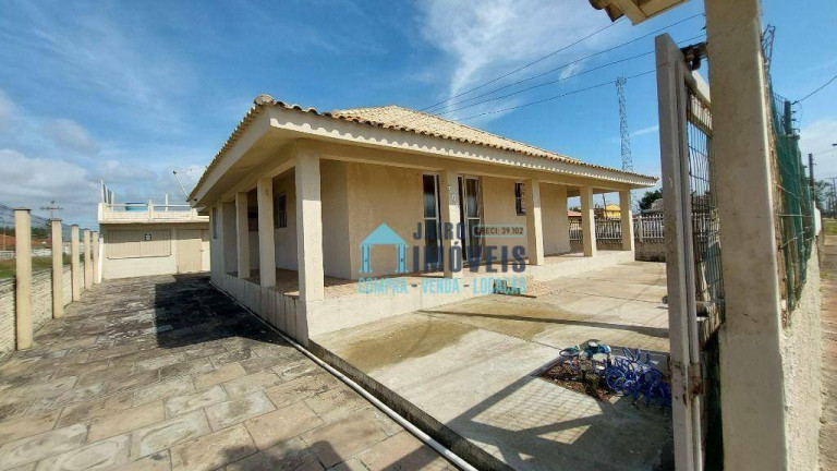 Casa com 5 Quartos à Venda, 400 m² em Centro - Balneário Pinhal