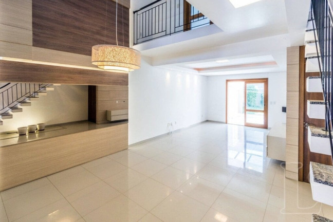 Casa com 3 Quartos à Venda,  em Espírito Santo - Porto Alegre