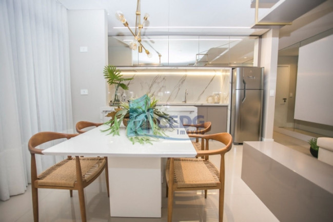 Imagem Cobertura com 2 Quartos à Venda, 106 m² em São Francisco - Curitiba Imagem Cobertura com 2 Quartos à Venda, 106 m² em São Francisco - Curitiba