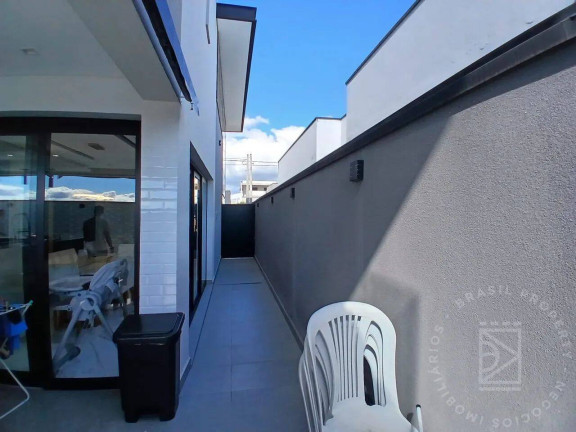 Imagem Casa com 3 Quartos à Venda, 285 m² em Residencial Colinas - Caçapava Imagem Casa com 3 Quartos à Venda, 285 m² em Residencial Colinas - Caçapava