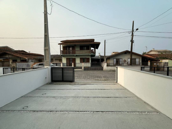 Imagem Casa com 3 Quartos à Venda, 119 m² em Costeira - Balneário Barra Do Sul Imagem Casa com 3 Quartos à Venda, 119 m² em Costeira - Balneário Barra Do Sul