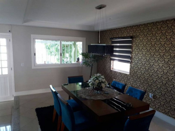 Imagem Casa com 3 Quartos à Venda, 300 m² em Ecoville - Porto Alegre Imagem Casa com 3 Quartos à Venda, 300 m² em Ecoville - Porto Alegre