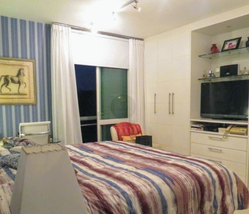 Imagem Apartamento com 4 Quartos à Venda, 200 m² em Barra Da Tijuca - Rio De Janeiro