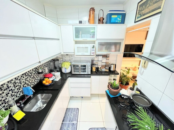 Imagem Imóvel com 1 Quarto à Venda, em Petrópolis - Porto Alegre Imagem Imóvel com 1 Quarto à Venda, em Petrópolis - Porto Alegre