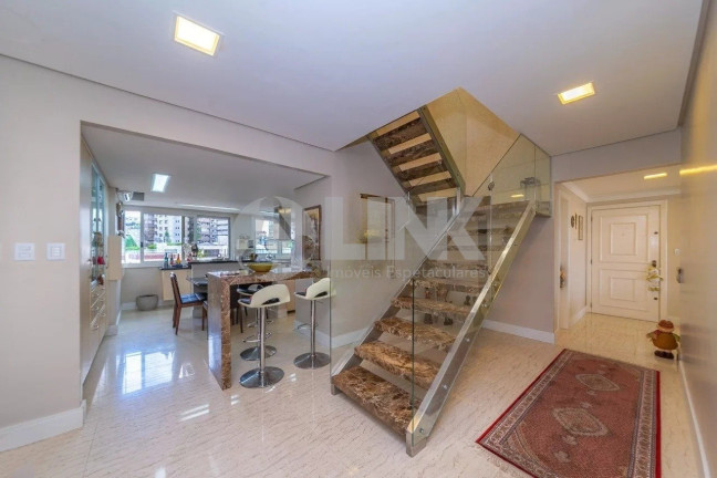 Imóvel com 4 Quartos à Venda, 461 m² em Bela Vista - Porto Alegre