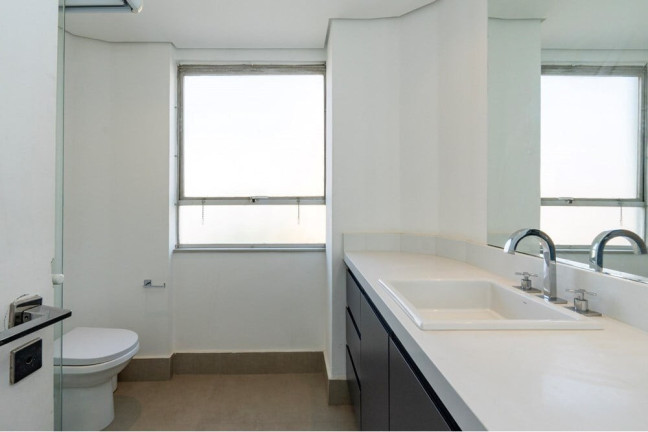 Imagem Imóvel com 3 Quartos à Venda, 121 m² em Moema - São Paulo