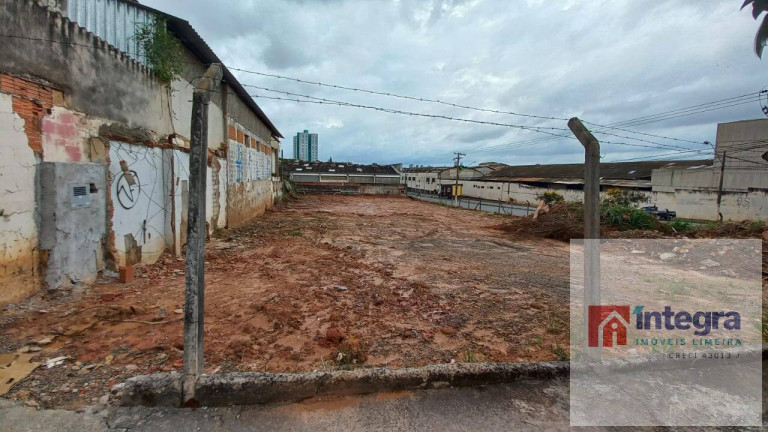 Imagem Terreno à Venda, 1.408 m² em Cidade Jardim - Limeira Imagem Terreno à Venda, 1.408 m² em Cidade Jardim - Limeira