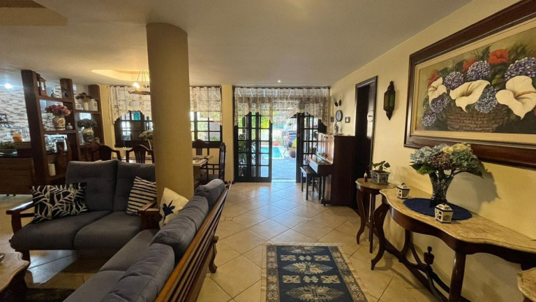 Imagem Casa com 5 Quartos à Venda, 282 m² em Pechincha - Rio De Janeiro Imagem Casa com 5 Quartos à Venda, 282 m² em Pechincha - Rio De Janeiro