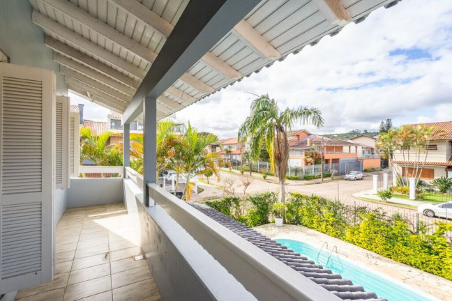 Imagem Casa com 4 Quartos à Venda, 285 m² em Espírito Santo - Porto Alegre
