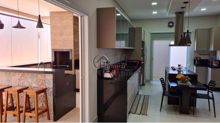 Imagem Casa com 3 Quartos à Venda, 273 m² em Jardim Residencial Dona Lucilla - Indaiatuba Imagem Casa com 3 Quartos à Venda, 273 m² em Jardim Residencial Dona Lucilla - Indaiatuba