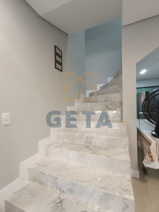 Imagem Sobrado com 2 Quartos à Venda, 110 m² em Cedro - Camboriú Imagem Sobrado com 2 Quartos à Venda, 110 m² em Cedro - Camboriú
