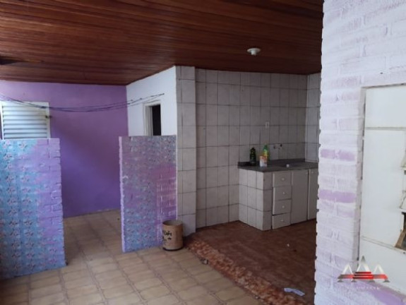 Imagem Casa com 1 Quarto à Venda, 400 m² em Centro - Cuiabá Imagem Casa com 1 Quarto à Venda, 400 m² em Centro - Cuiabá