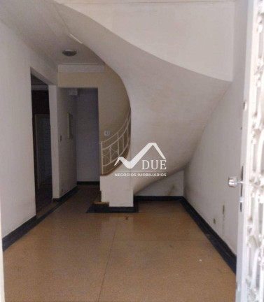 Imagem Casa com 5 Quartos para Alugar, 295 m² em Boqueirão - Santos Imagem Casa com 5 Quartos para Alugar, 295 m² em Boqueirão - Santos