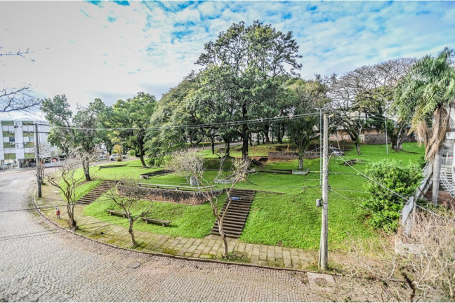 Imagem Imóvel com 2 Quartos à Venda, 61 m² em Teresópolis - Porto Alegre Imagem Imóvel com 2 Quartos à Venda, 61 m² em Teresópolis - Porto Alegre