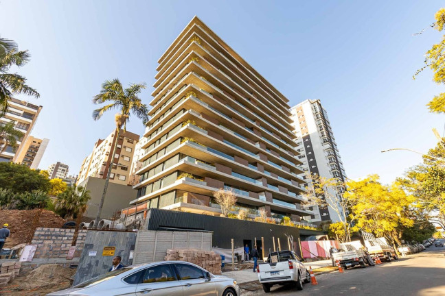 Imagem Apartamento com 3 Quartos à Venda, 317 m² em Petrópolis - Porto Alegre Imagem Apartamento com 3 Quartos à Venda, 317 m² em Petrópolis - Porto Alegre