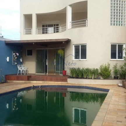 Imagem Casa com 4 Quartos à Venda, em Centro - Pirassununga Imagem Casa com 4 Quartos à Venda, em Centro - Pirassununga