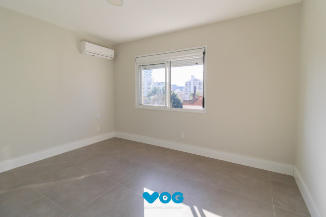 Imagem Imóvel com 3 Quartos à Venda, 88 m² em Mont Serrat - Porto Alegre