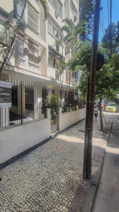 Imagem Imóvel com 1 Quarto à Venda, 40 m² em Catete - Rio De Janeiro Imagem Imóvel com 1 Quarto à Venda, 40 m² em Catete - Rio De Janeiro