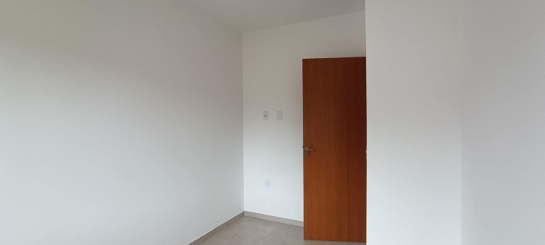 Imagem Casa com 2 Quartos à Venda, 52 m² em Jardim Iruama - Campo Largo