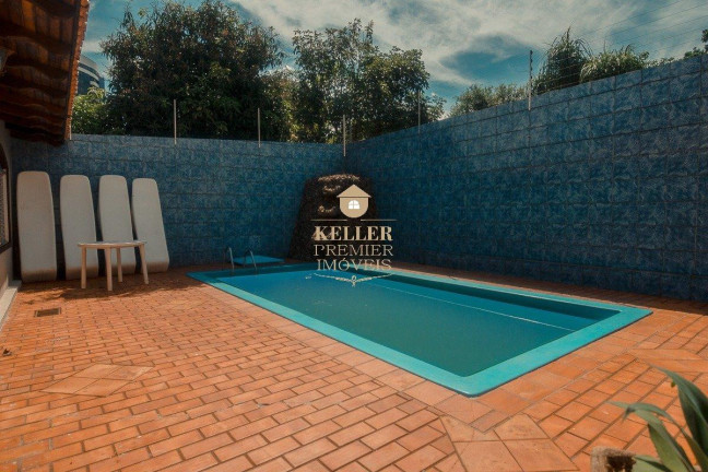Imagem Casa com 4 Quartos à Venda, 300 m² em Centro - Foz Do Iguaçu Imagem Casa com 4 Quartos à Venda, 300 m² em Centro - Foz Do Iguaçu