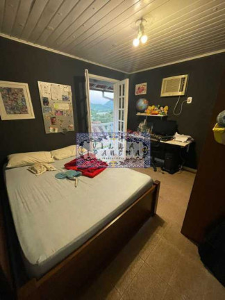 Imagem Imóvel com 6 Quartos à Venda, 280 m² em Sapê - Niterói Imagem Imóvel com 6 Quartos à Venda, 280 m² em Sapê - Niterói