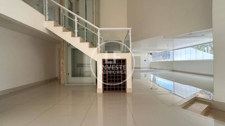 Imagem Sobrado com 8 Quartos à Venda, 700 m² em Setor Bueno - Goiânia Imagem Sobrado com 8 Quartos à Venda, 700 m² em Setor Bueno - Goiânia