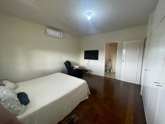 Imagem Casa com 3 Quartos à Venda, 280 m² em Judith - Londrina Imagem Casa com 3 Quartos à Venda, 280 m² em Judith - Londrina